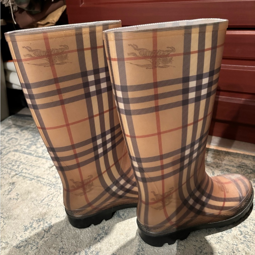 Burberry Rain Boots - Picture 3 of 4